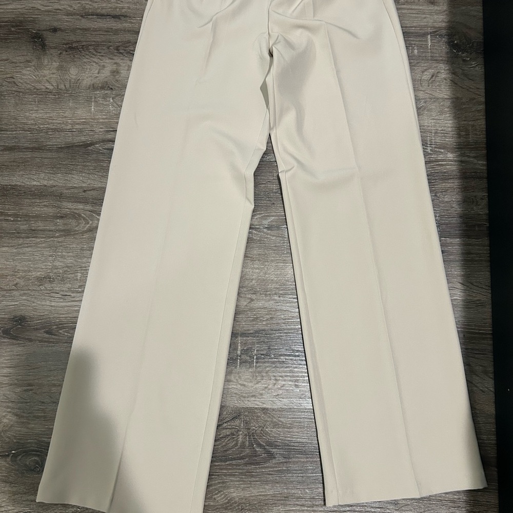 Love Tree Women's Cream Flare Jeans